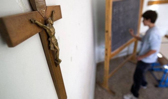 Ora di religione, calo costante degli studenti che la frequentano: i docenti spiegano il motivo